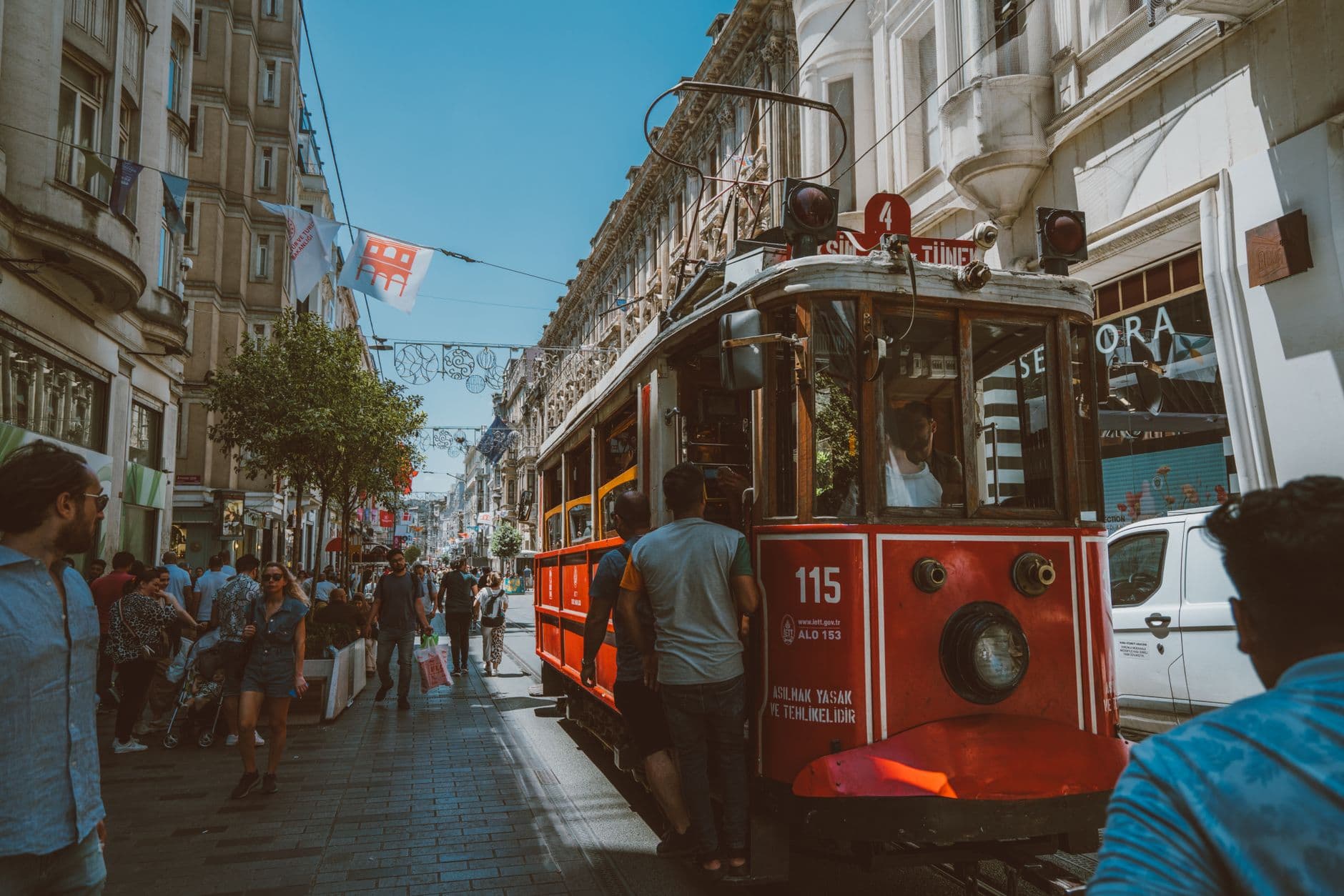 Türkiye's Trams and Nostalgic Streetcars: Scenic Urban Rides for Visitors